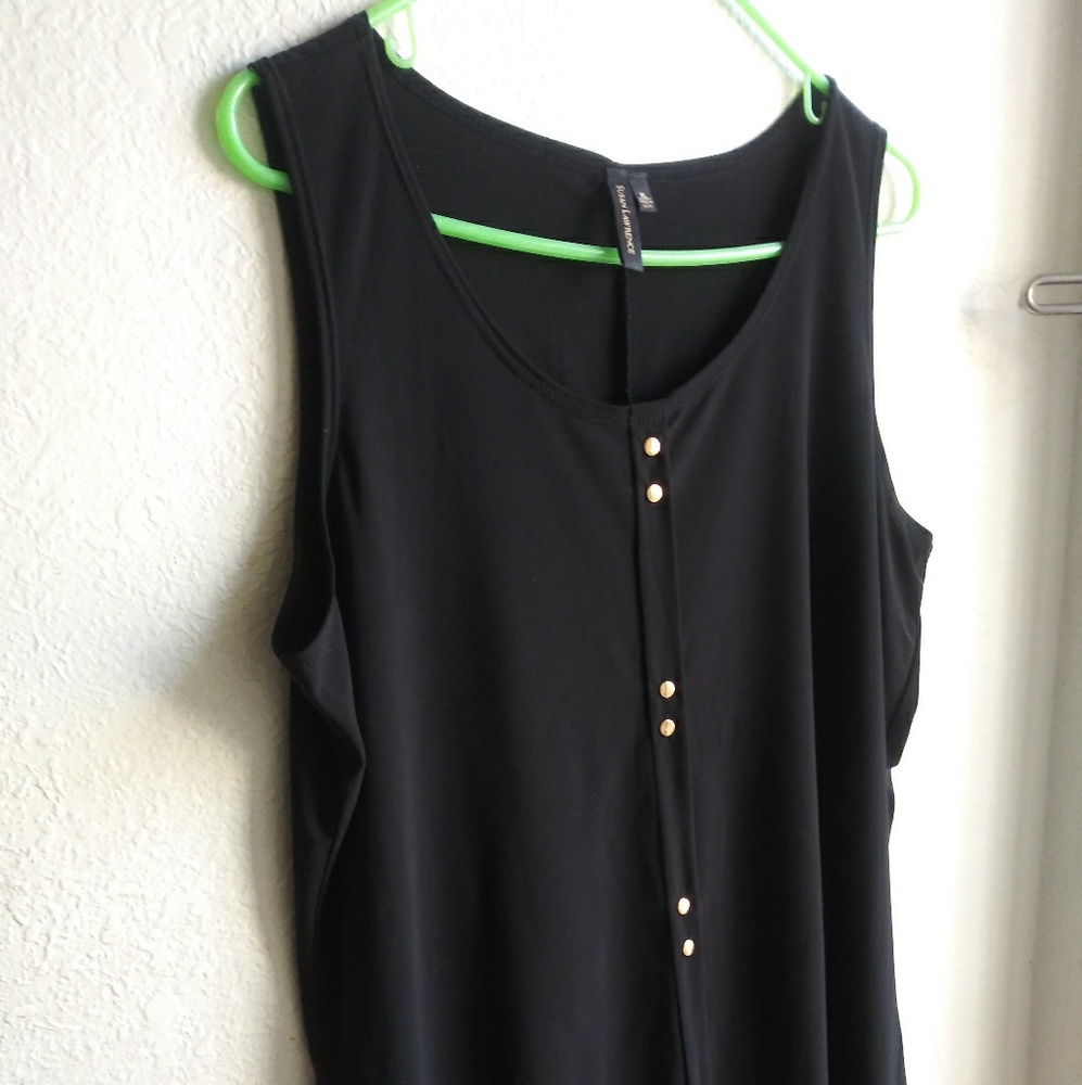 ❎SOLD❎Classy Black Tank Top